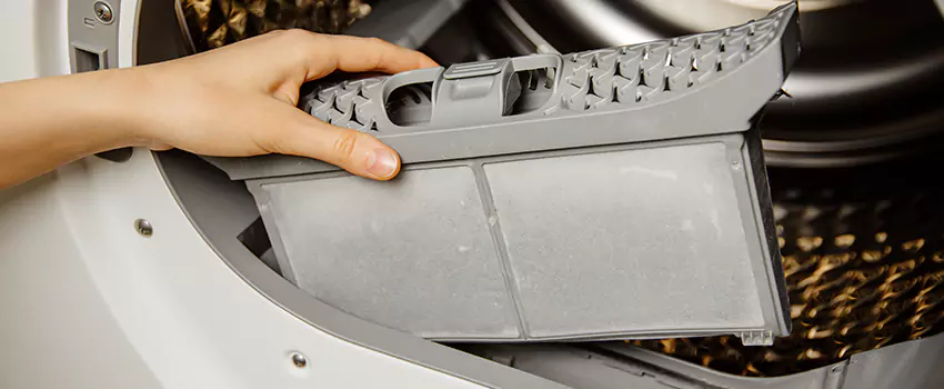 Signs Of A Clogged Dryer Lint Trap in Saratoga Springs, Utah